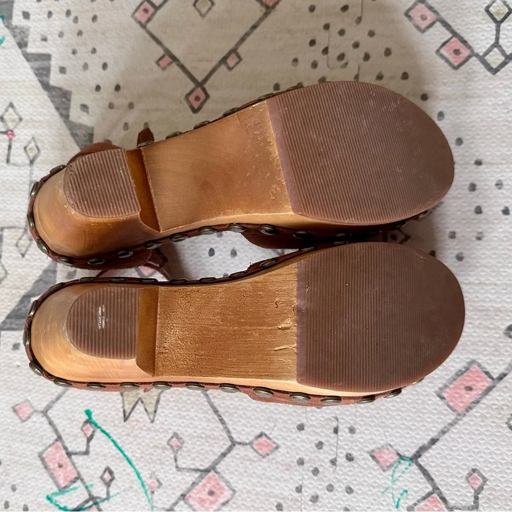 Jeffrey Campbell Tan Suede Studded Ankle Strap Clogs - Picture 7 of 8